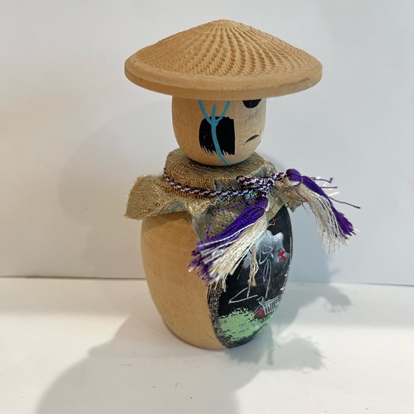 Kokeshi with a hat and a Daruma drawing- Japanese Wooden Doll,4.5” - Picture 3 of 11